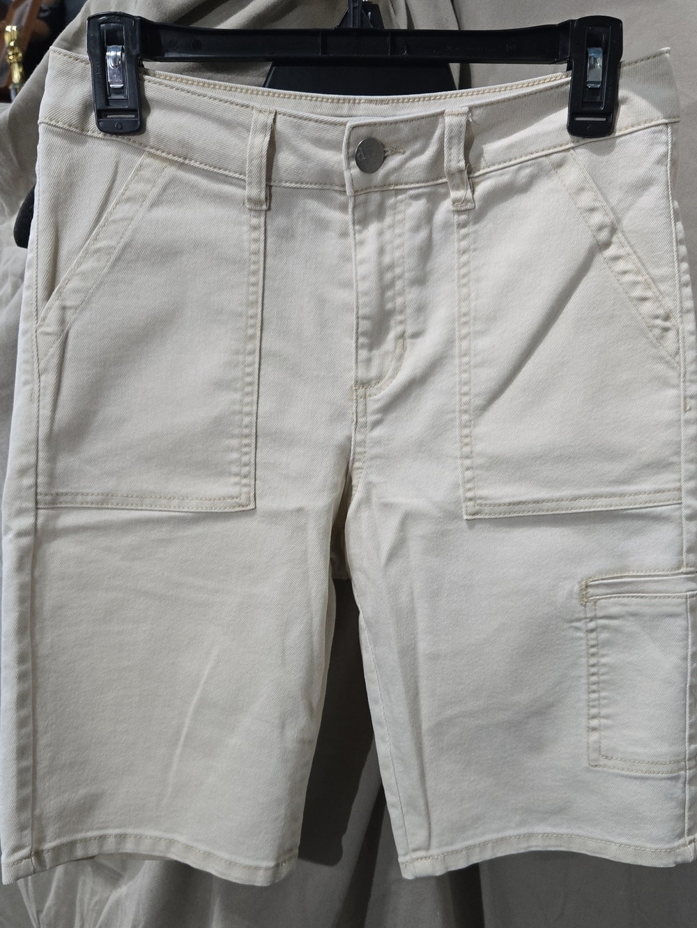 d. jeans Cream Utility Cargo Shorts for Women